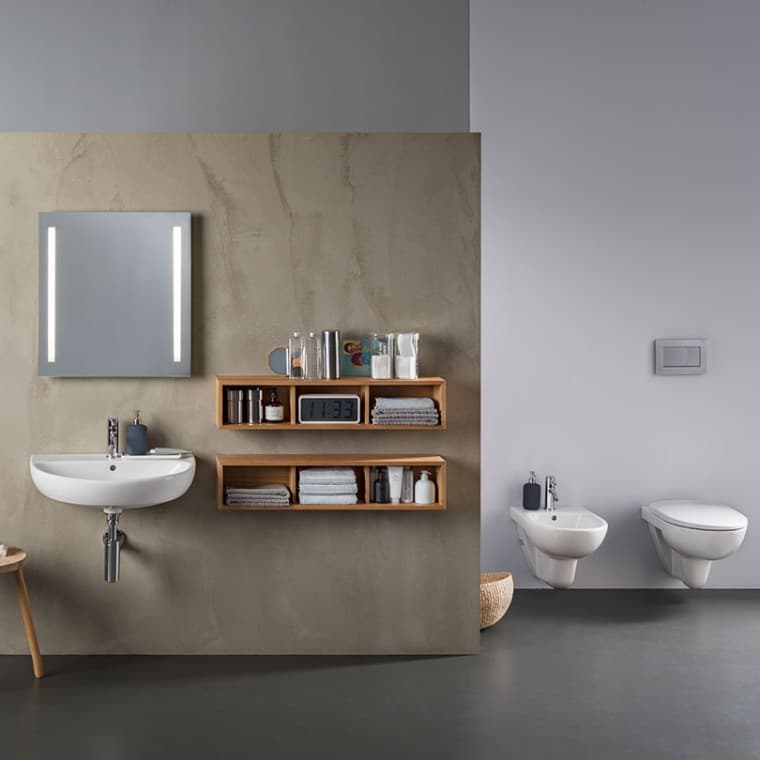 Bathroom with Geberit Selnova toilet, bidet and washbasin Bathroom with Geberit Selnova toilet, bidet and washbasin