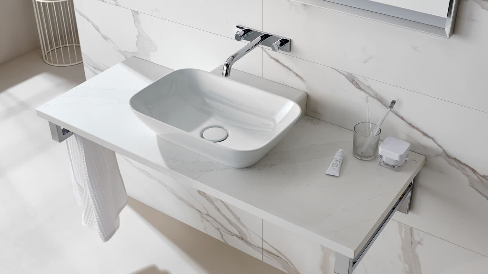 White ceramic washbasin from Geberit ONE White ceramic washbasin from Geberit ONE